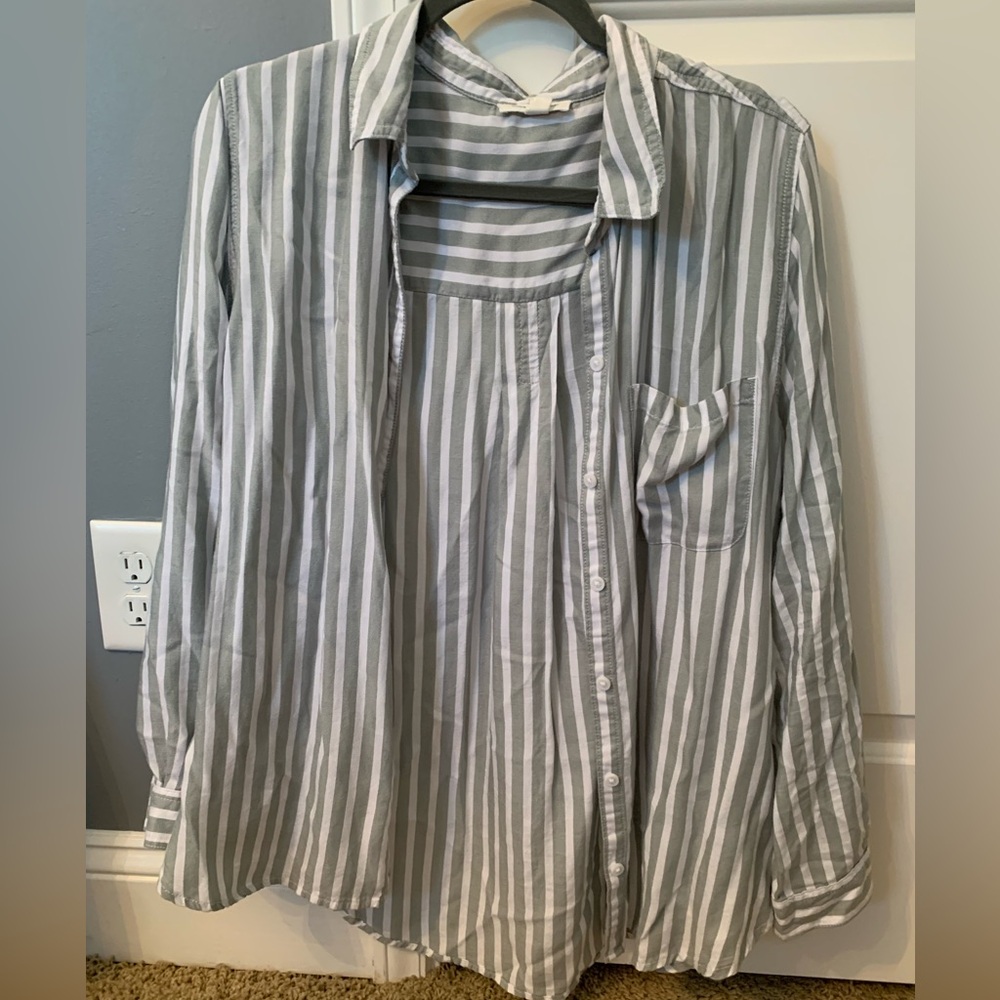 BeachLunchLounge Women’s Button Down Shirt